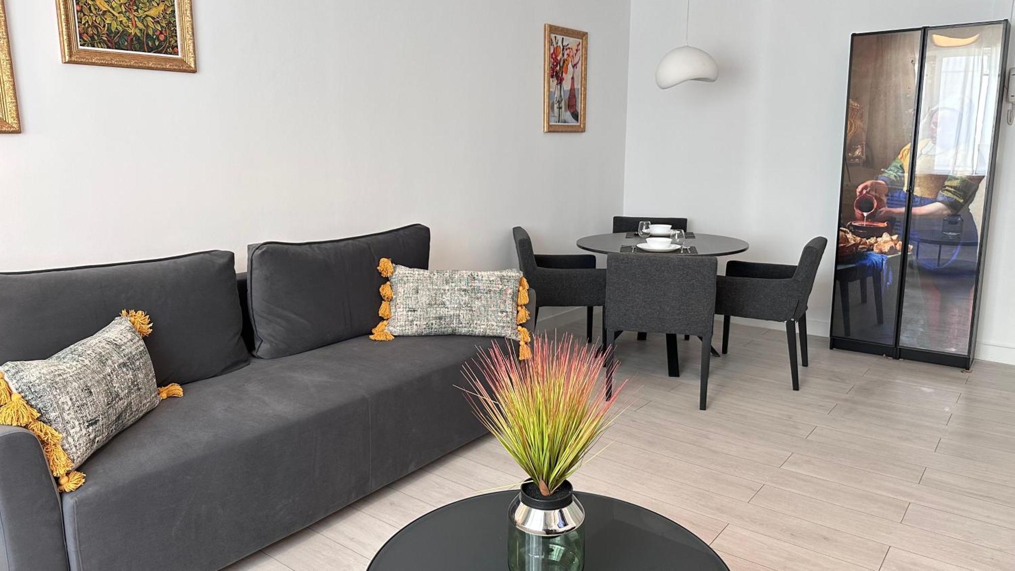 2Rooms Apartment Calea Victoriei - Atheneum Bucharest Exterior photo